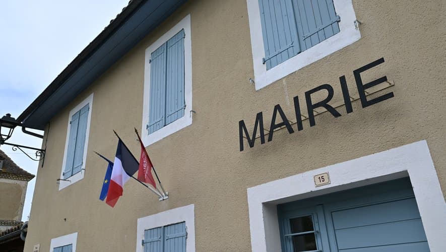 France : Un maire corrompu démis, la justice frappe fort